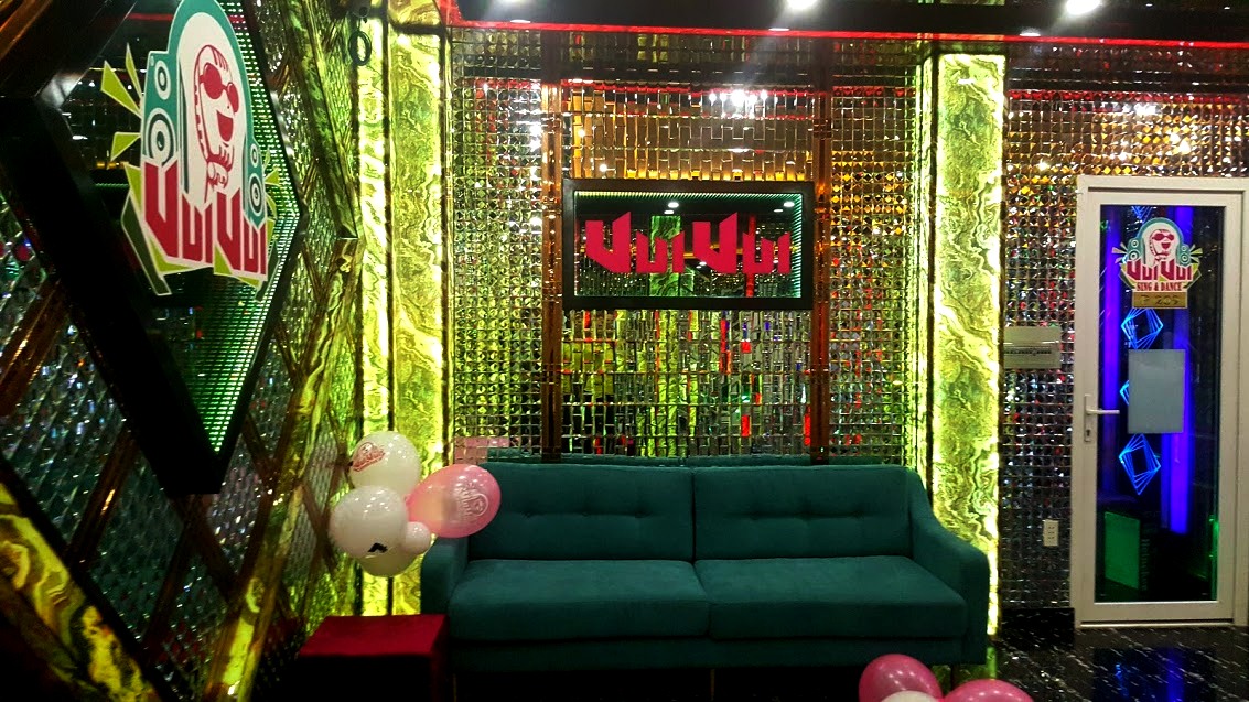 Hình thi công phòng karaoke hiện đại - Karaoke Vui Vui 3