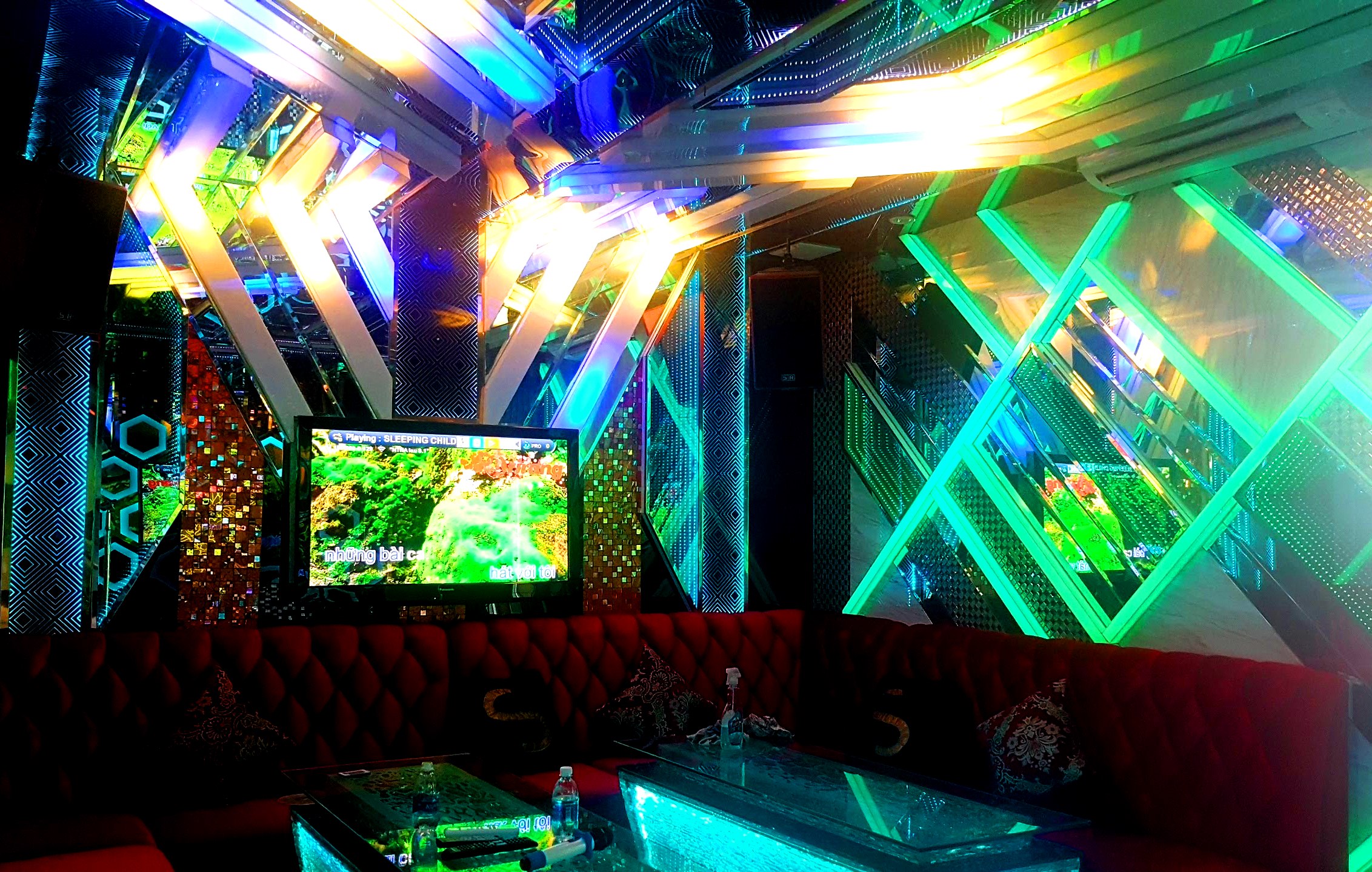 Thi công phòng karaoke gia đình ngọc anh hình thực tế Thi công phòng karaoke gia đình ngọc anh hình thực tế